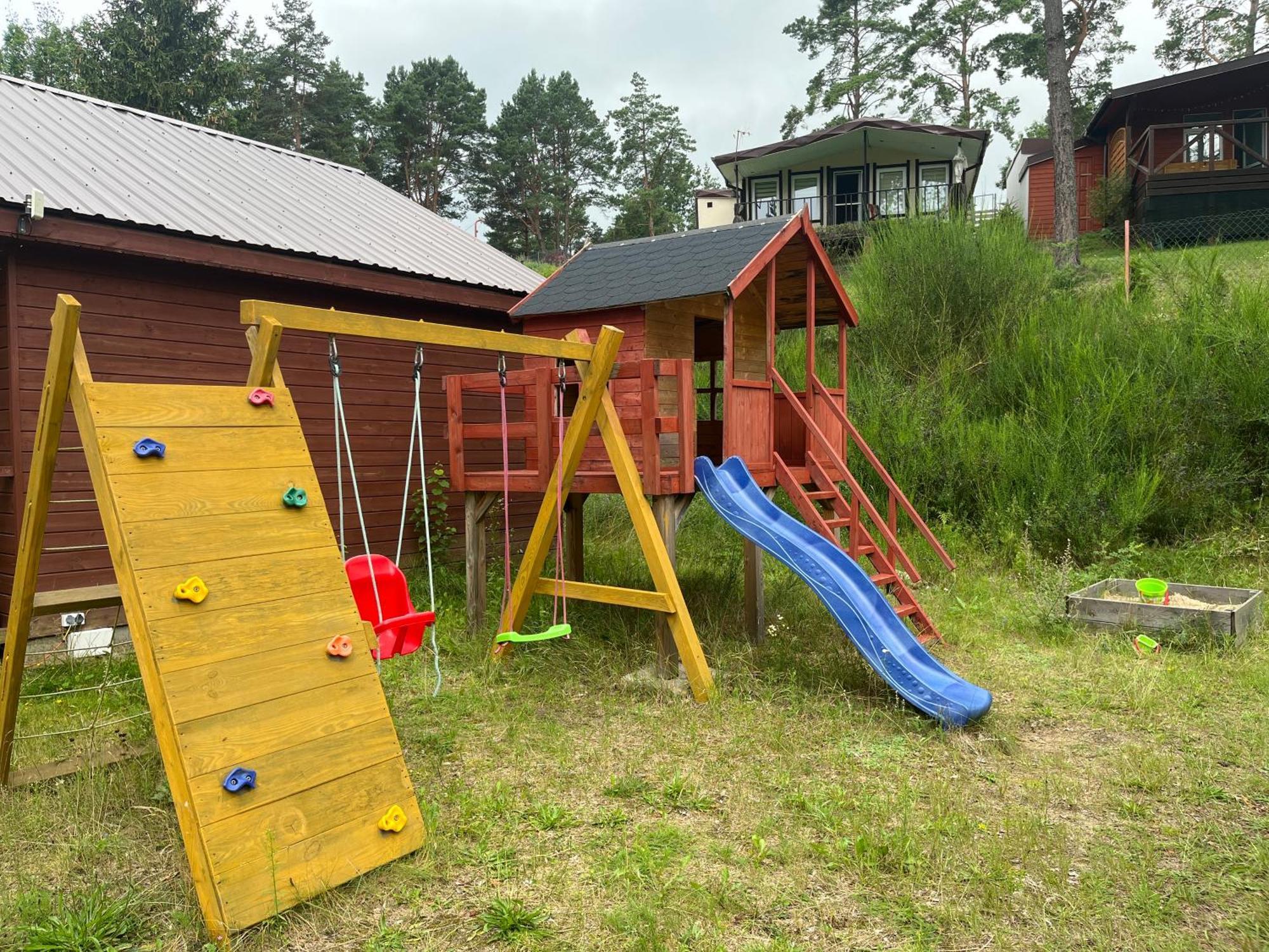 Hotel Ostoja Na Wzgorzu Swieszyno  Exterior foto